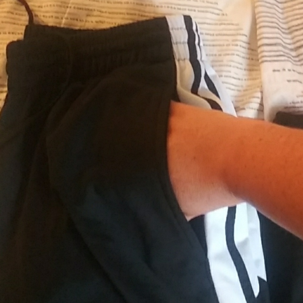 Mens Training pants - Picture 2 of 3